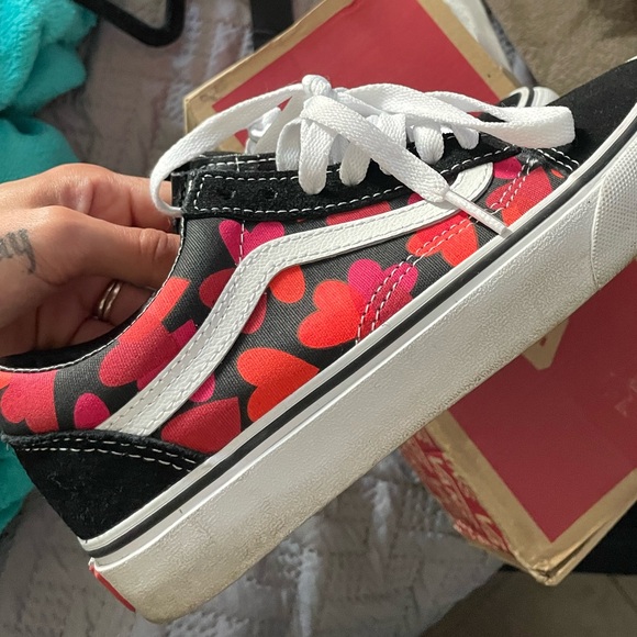 Vans Old Skool 'Valentines Hearts 💕 - Picture 7 of 7